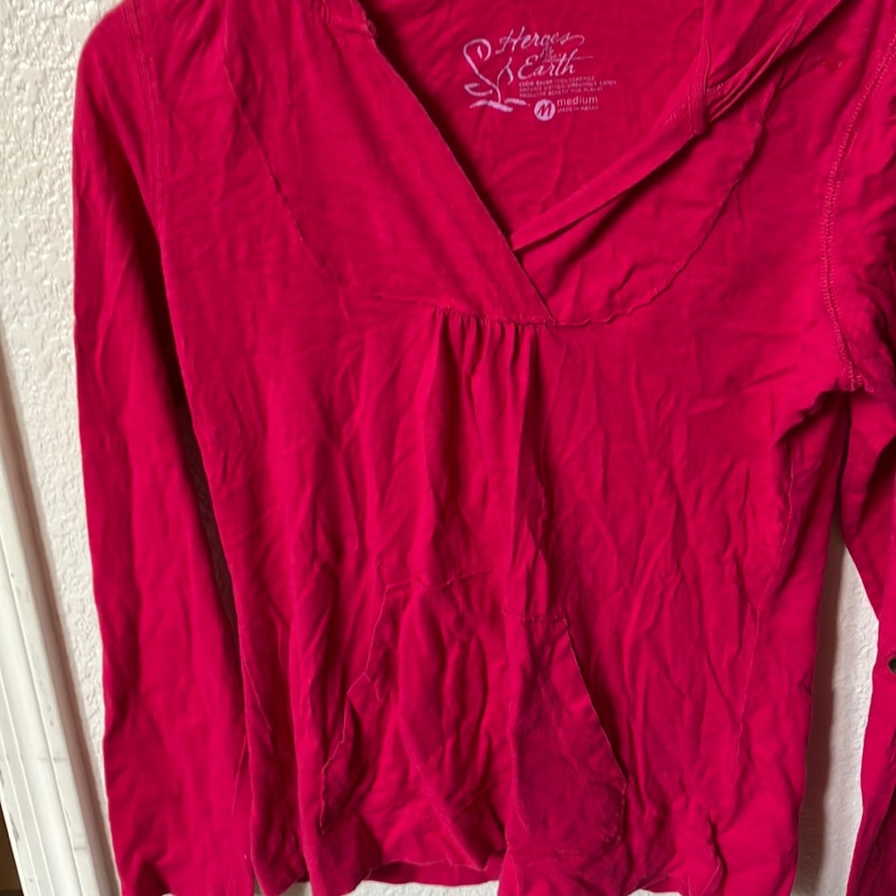FINAL MARKDOWN Eddie Bauer heroes of the earth hooded top medium